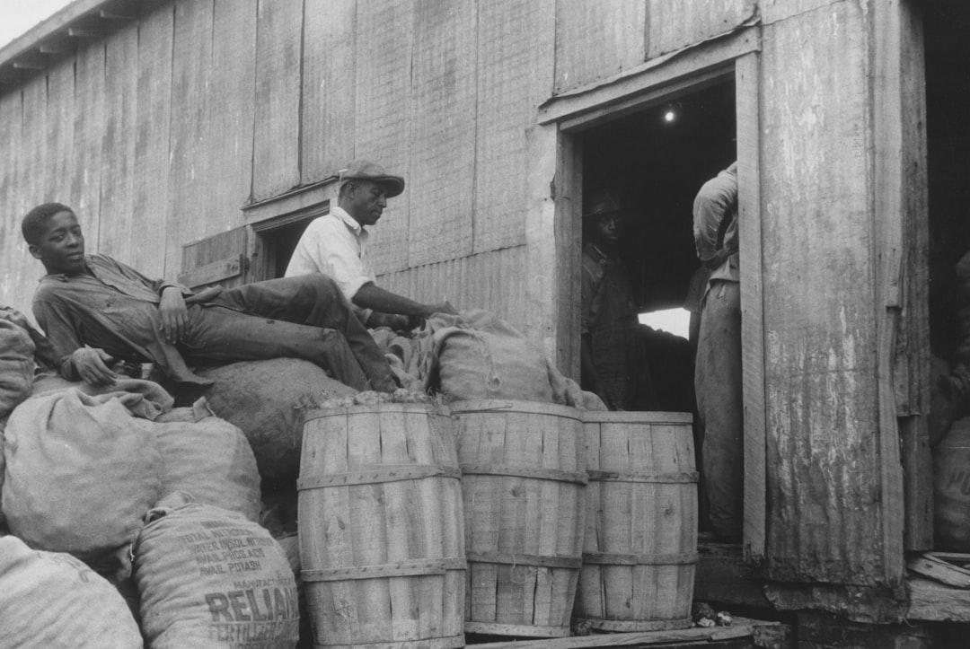 Photo warehouse jobs