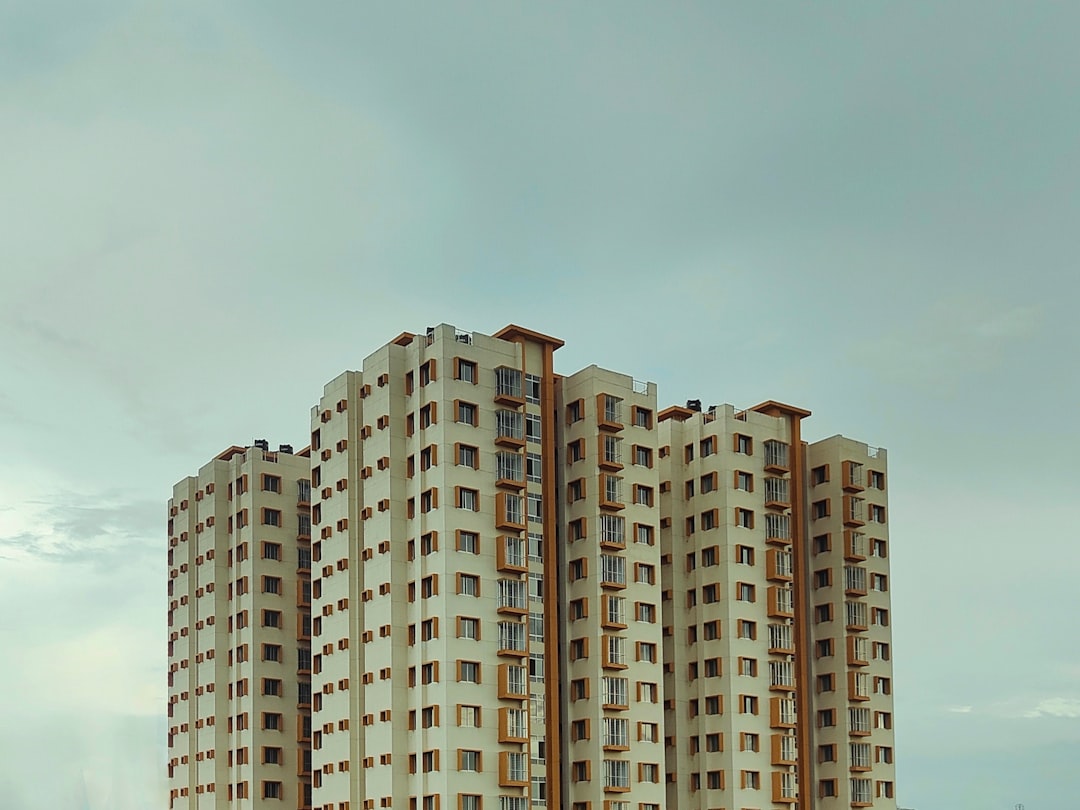 Photo mid market housing