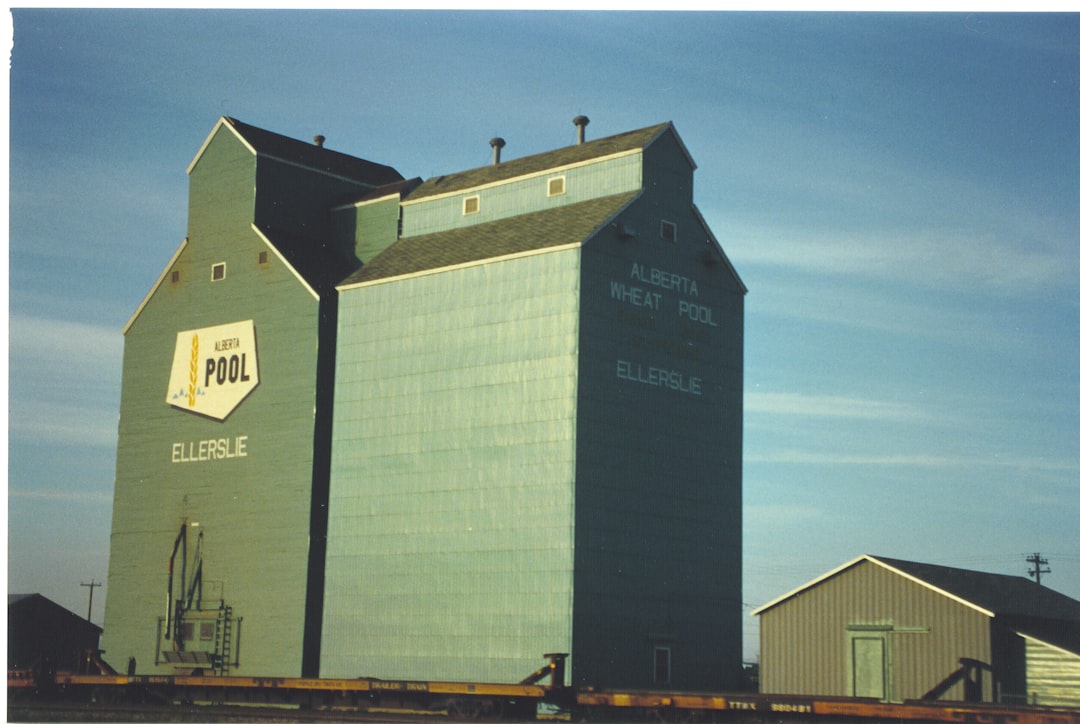 Photo grain monopoly companies