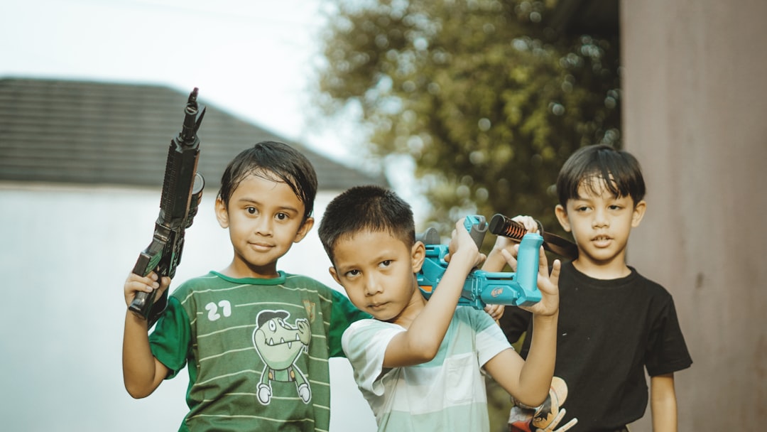 Photo Gen Z, kids, economic challenges