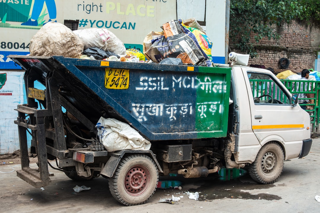 Photo garbage collection services