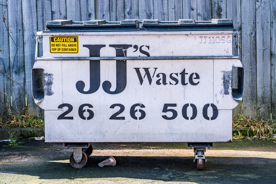 Photo commercial waste service contracts