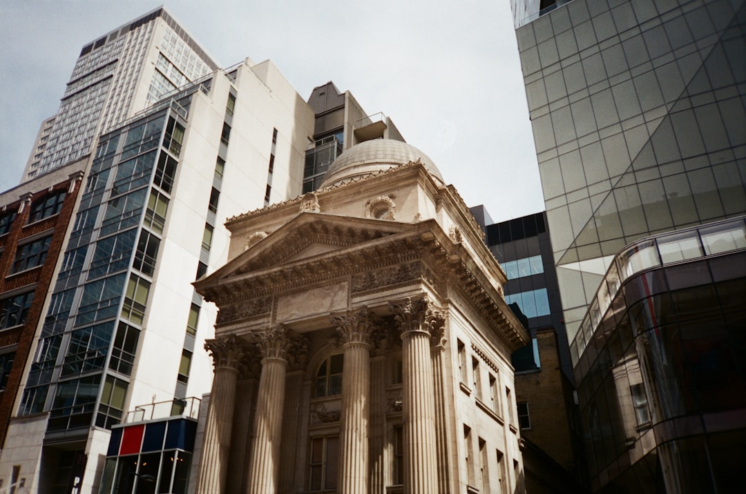 Photo institutional investors