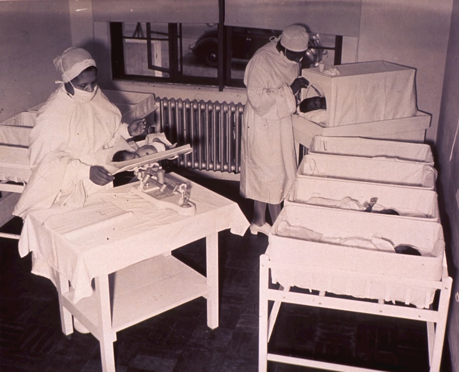 Photo hospital social worker
