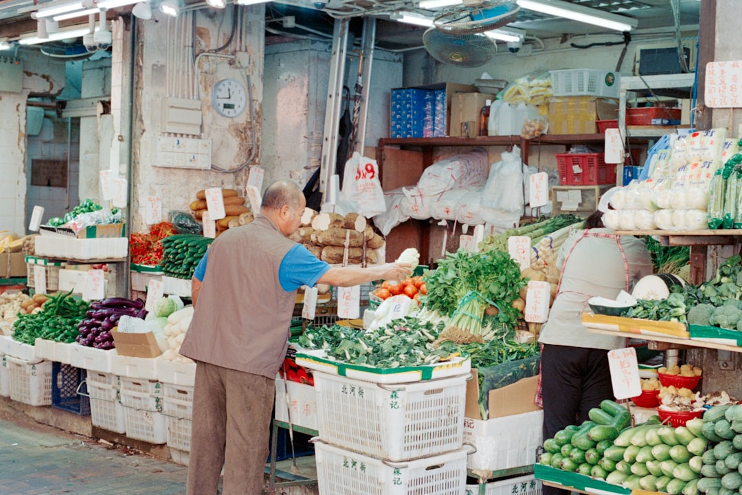 Photo local grocery concentration