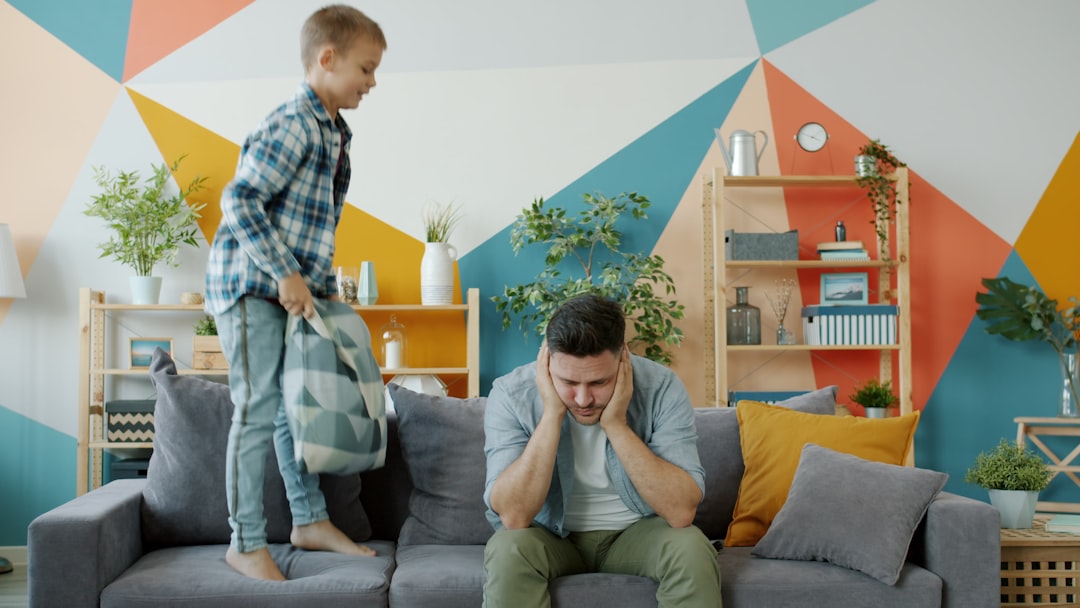 Photo upper middle class families stress