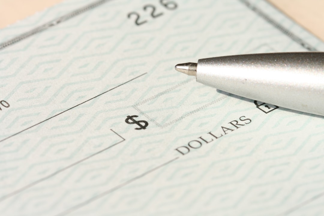 Photo stop living paycheck to paycheck