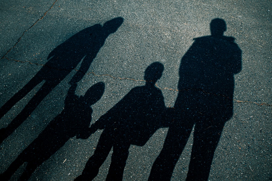 Photo middle class families, financially trapped