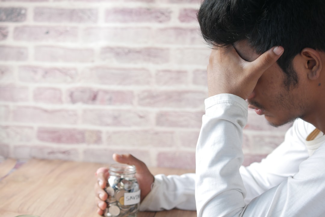 Photo reduce financial stress
