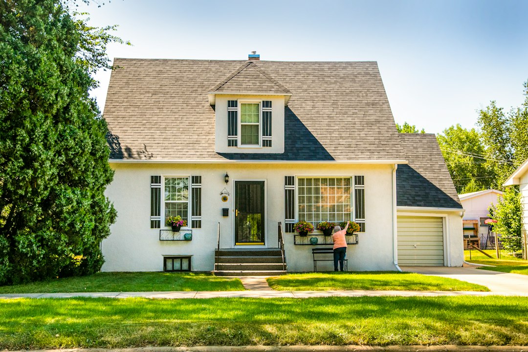 Photo home buying