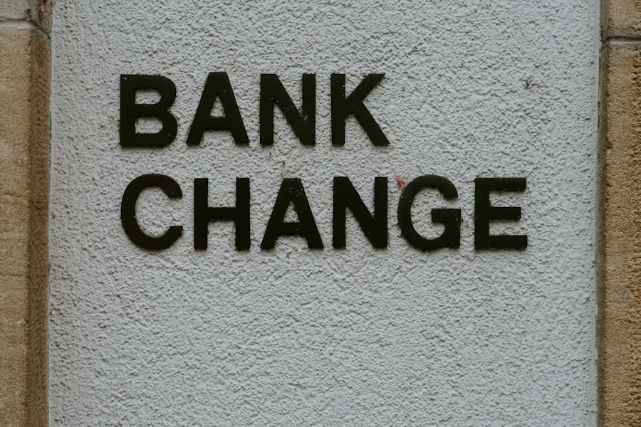 Photo misleading bank balance concept
