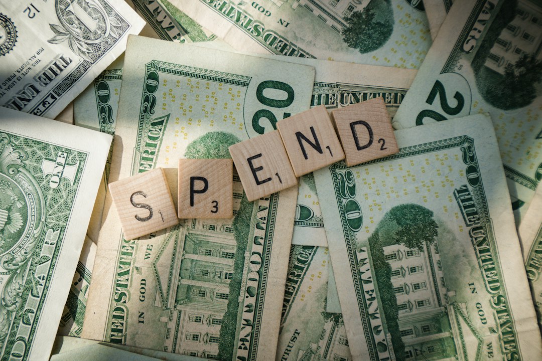 Photo bank deposits vs money market mutual funds risk FDIC