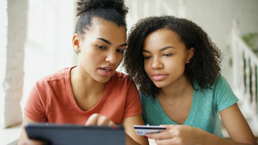 Photo sibling contribution parent care cost split